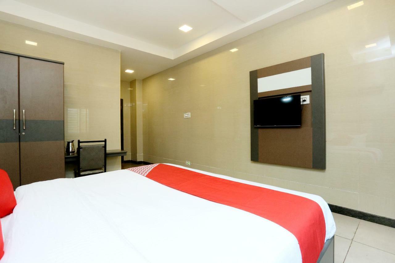 Oyo 18808 Hotel Rsn International Rāmeswaram Extérieur photo